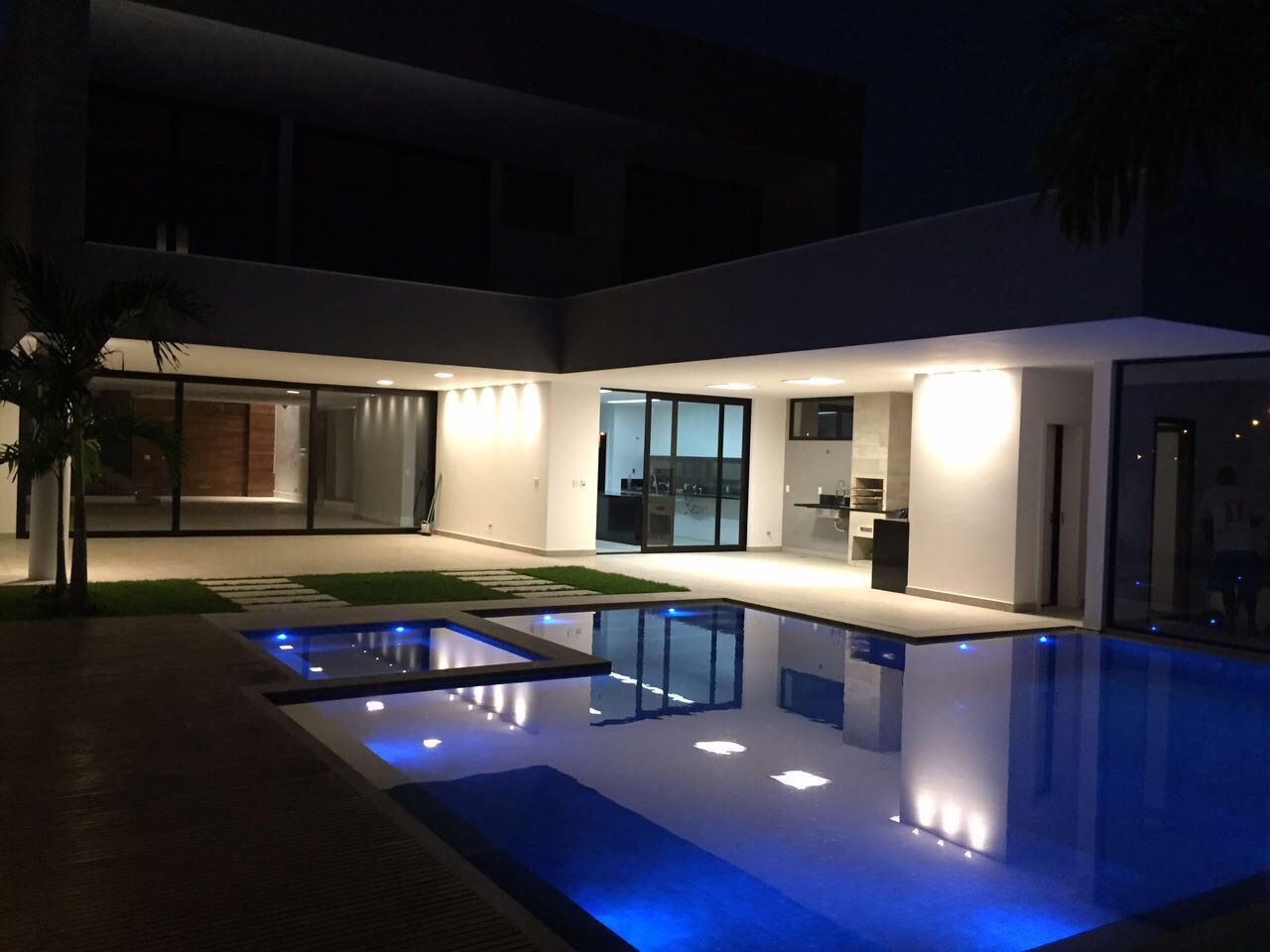 2017-11-06-PHOTO-00000036